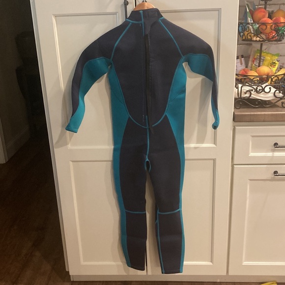 NWOT navy & turquoise neoprene child’s wetsuit size 10 zippered back - Picture 2 of 9